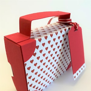Koffer, Reisekoffer aus Papier und Karton als Geschenkverpackung für ein Geldgeschenk zum Urlaub oder für einen Reisegutschein (12x9x3,5cm)