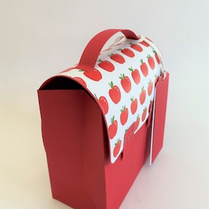 Schulranzen, Schultasche aus Karton zur Einschulung, edel und handgemacht aus hochwertigen Materialien (14,5 x 16 x 7,5 cm)