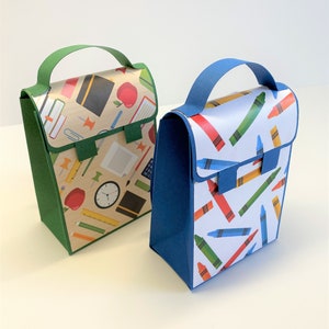 Schulranzen, Schultasche aus Karton bzw. Papier zur Einschulung, edel und handgemacht aus hochwertigen Materialien (9x12,5x5 cm)