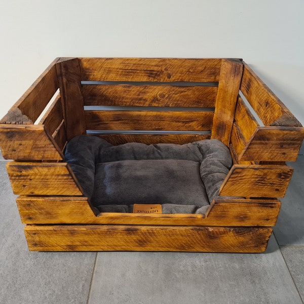 Hundebett Katzenbett Tierbett aus Holz 50 x 40 x 30cm | Rustikal Katze Hund Körbchen Holzkiste Obstkiste Schlafplatz Hundekorb Katzenkorb