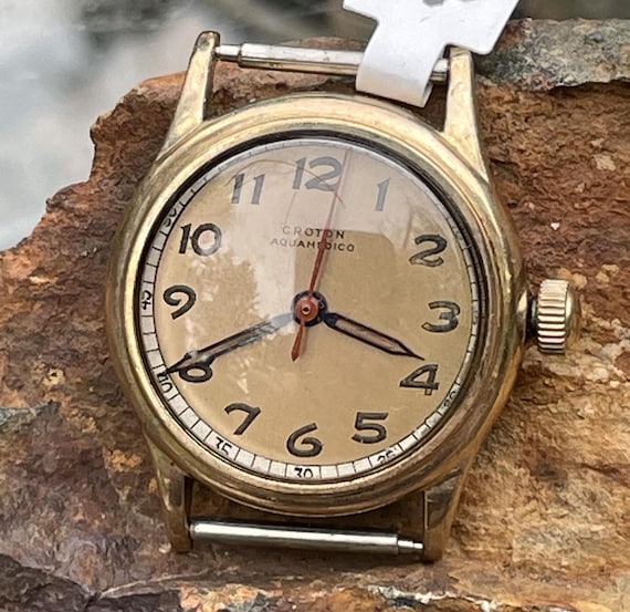 Vintage 1940s Croton Aquamedico wrist-watch