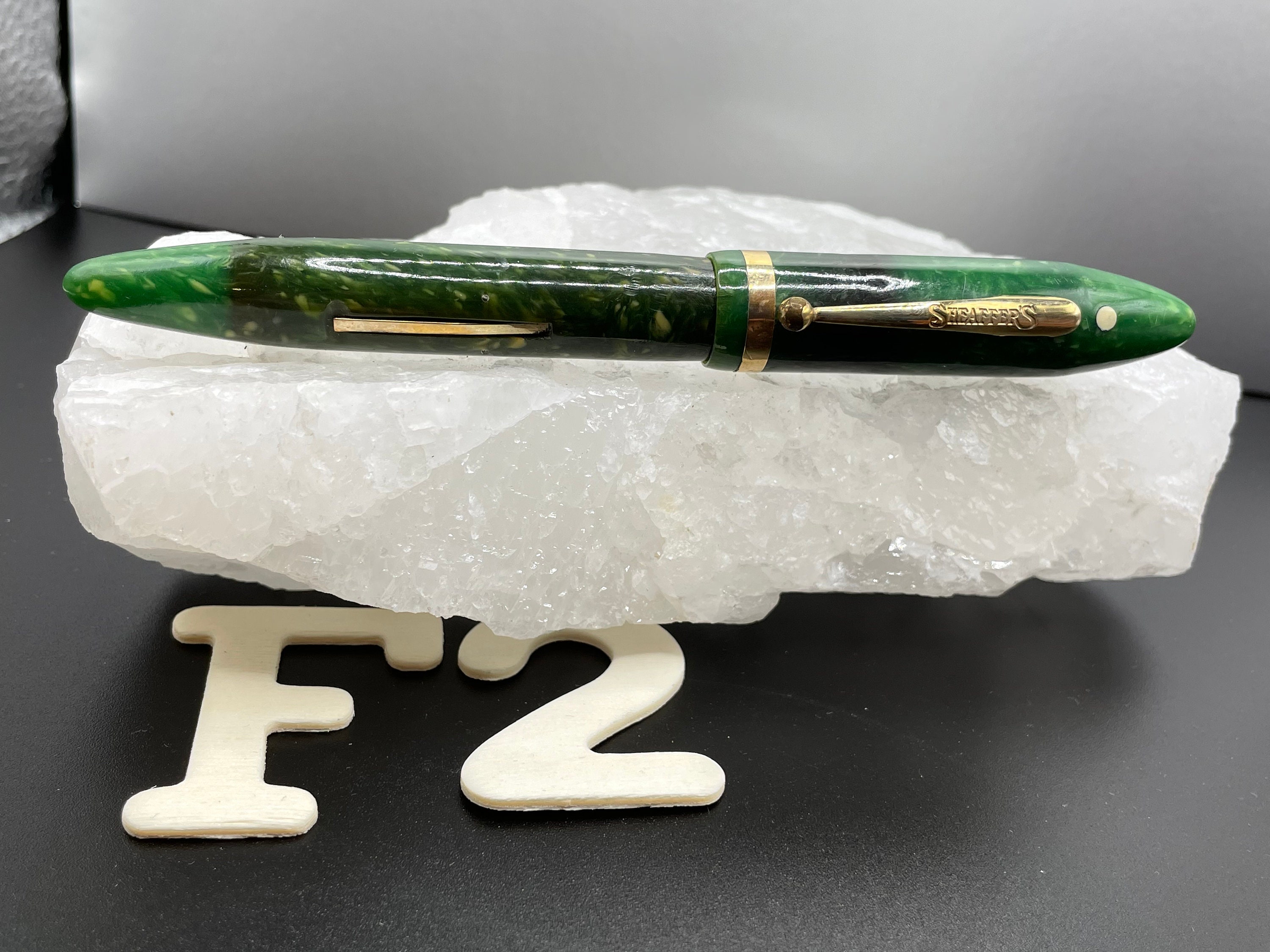 Vintage Sheaffer NO NONSENSE Fountain Pen Made in USA Green Translucent  Colour 