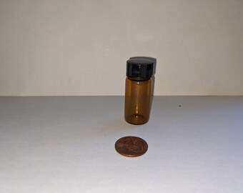 Glass Vial (glitter storage/ tiny wook trinkets)