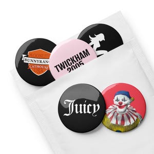 Lorelai Gilmore Tacky Pin Button Set