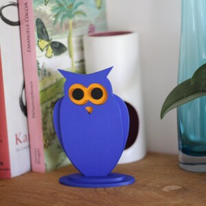 Dark blue owl totem with yellow eyes decorative 3D wood &quot;Les Totems Series&quot;