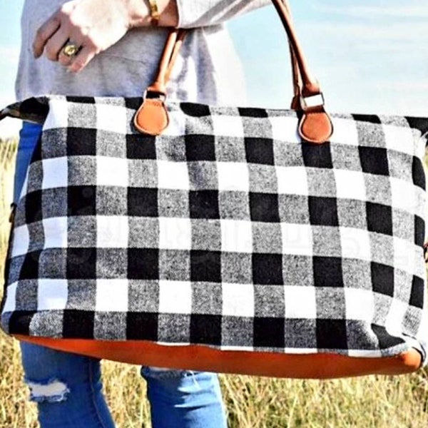 White Buffalo Plaid Weekender Tote Overnight Bag with Shoulder Strap included.