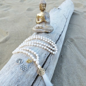 PEARL LOVE - Freshwater Pearl Necklace & 108 Pearl Mala