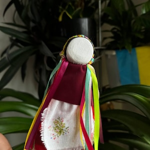 Motanka Doll “Kniahynia” – Ukrainian Traditional Handmade Amulet – Slavic Folk Art