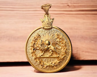 Made in Turkey 22k gold plaited imperial lion & sun coat of arm persian farvahar pahlavi shah 925k silver pendant necklace,mythology gift