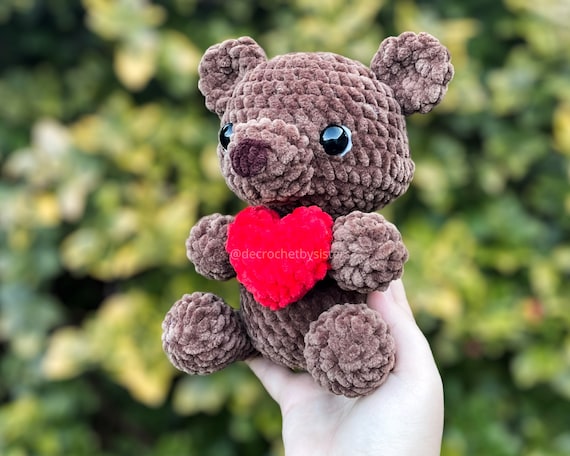 Cadeau doudou au crochet fait main pour la Saint-Valentin, peluche ours  amoureux au crochet amigurumi -  France