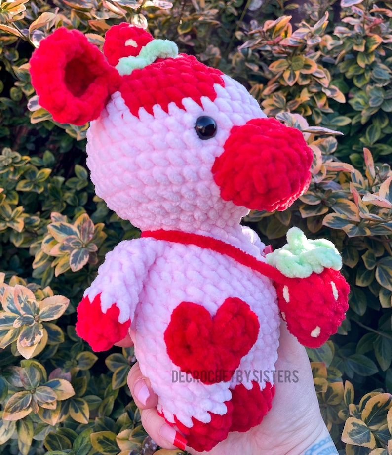 Crochet cow, Strawberry cow plushie, cow plushie, crochet cow plush zdjęcie 4