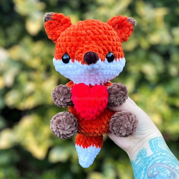 Valentines day handmade crochet plushie gift, amigurumi crochet love fox plush toy