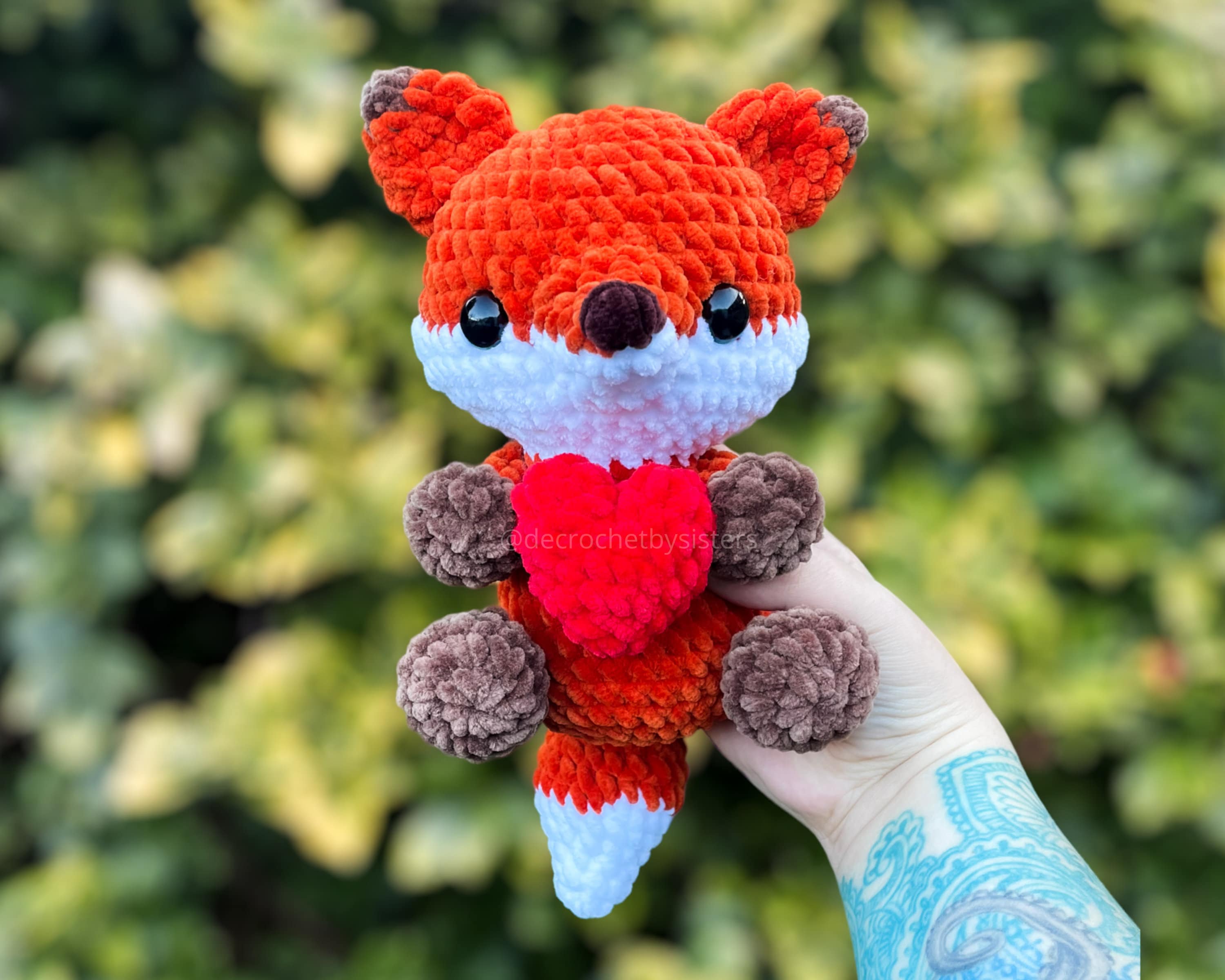 Valentines day handmade crochet plushie gift, amigurumi crochet