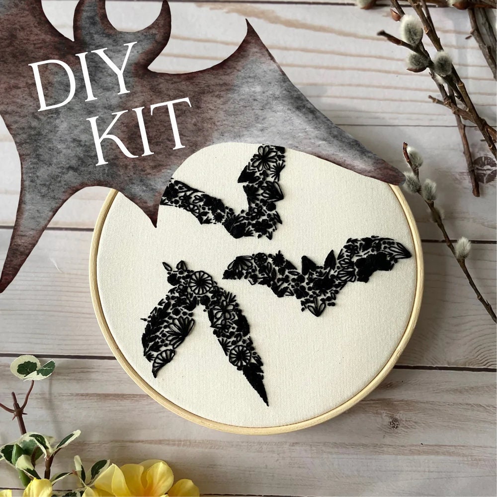 Embroidery Kit for Beginners Cross Stitch Kits Trick or Treat with Pumpkin  and Spider Net DIY Needlepoint Kit for Adults