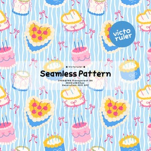 Könnte beinhalten: Nahtloses Muster mit Cartoon-Kuchen in Rosa, Gelb und Blau, verziert mit Kerzen und Kirschen. Das Design umfasst herzförmige und runde Kuchen mit kleinen rosa Schleifen auf einem hellblau gestreiften Hintergrund.