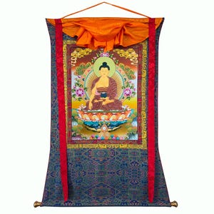 Silk Brocade Mounted Shakyamuni Buddha Thangka Painting, Thanka art for Decoration