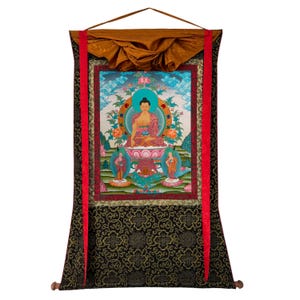 Silk Brocade Mounted Shakyamuni Buddha Thangka Painting, Thanka art for Decoration