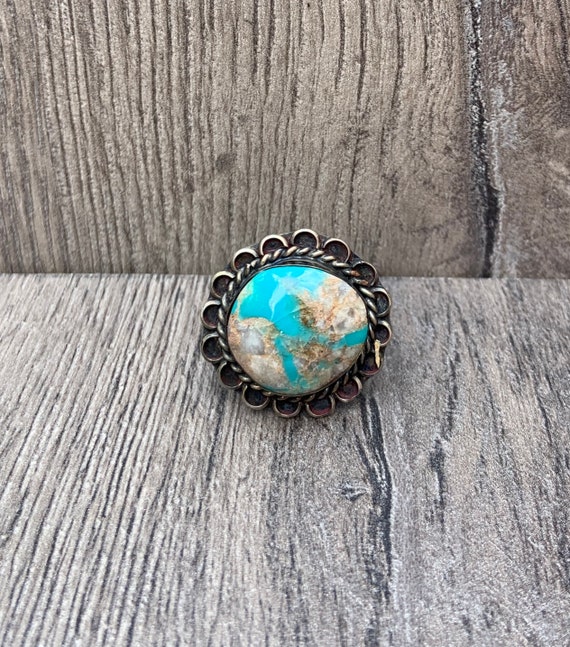 Native American Turquoise And Silver Circle Ring - image 2