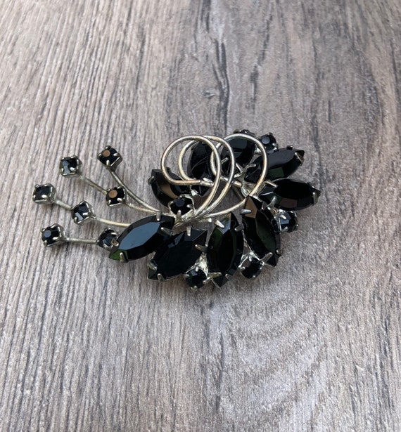 Vintage Black and Silver Tone Brooch - image 2