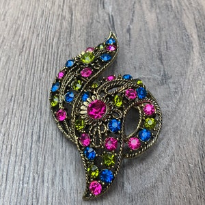 Vintage Brooch with Multi Colored Stones
