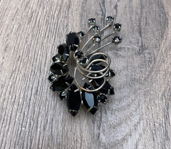 Vintage Black and Silver Tone Brooch - image 3