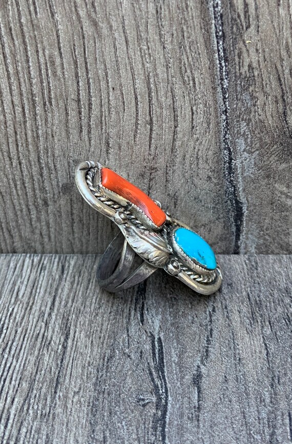 Native American Silver Coral And Turquoise Ring - image 4