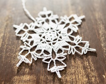 Crochet snowflake, 13 cm, handmade snowflake, cotton snowflake, Christmas ornament, crochet snowflake ornaments, crochet snowflake applique