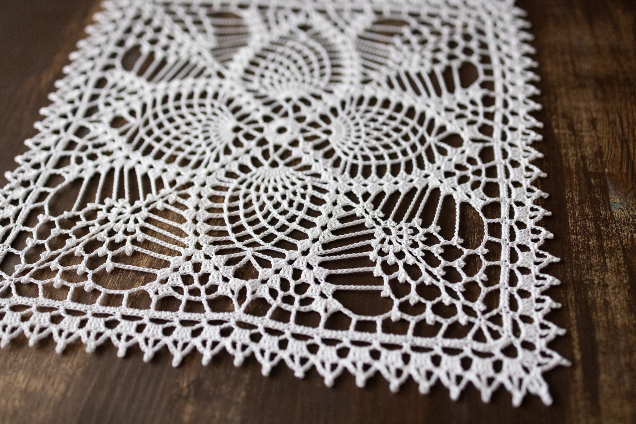 Centrini In Pizzo Per Torte - 180 Pezzi Bianchi USA E Getta | 3 Misure (3.5, 4.5, 5.5 Pollici) Per Decorazioni