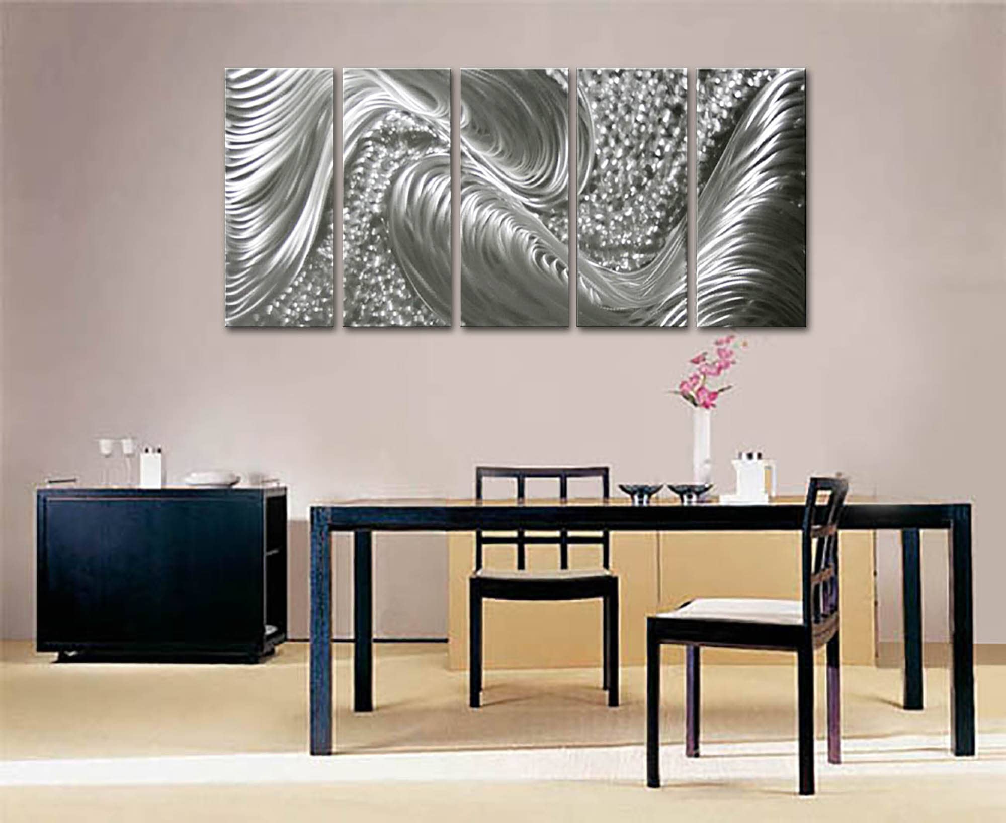 Wandbilder mit Metall: Bringen Sie Farbe und Glanz in Ihr Zuhause!