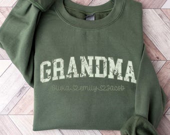Floral Grandma Sweater, Personalized Grandma Sweatshirt, Mothers Day Gift, New Grandma Gift, Grandma Birthday Sweatshirt