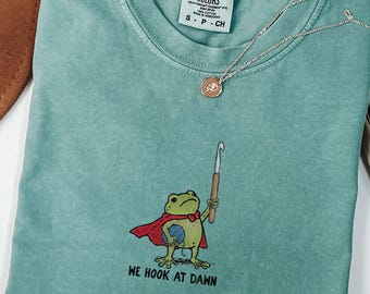 Funny Crochet Frog Shirt, Crocheter Gift Tee, Yarn Lover T-shirt, Craft Humor Apparel, Crochet Lover Gift, Crochet Life, Medieval Toad