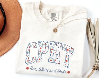 Patriotic Pharmacy Tech Gifts, Red White & Blue Shirt, July 4th Pharmacist Tee, Floral Tshirt, Retro Americana Pharmacy Tee