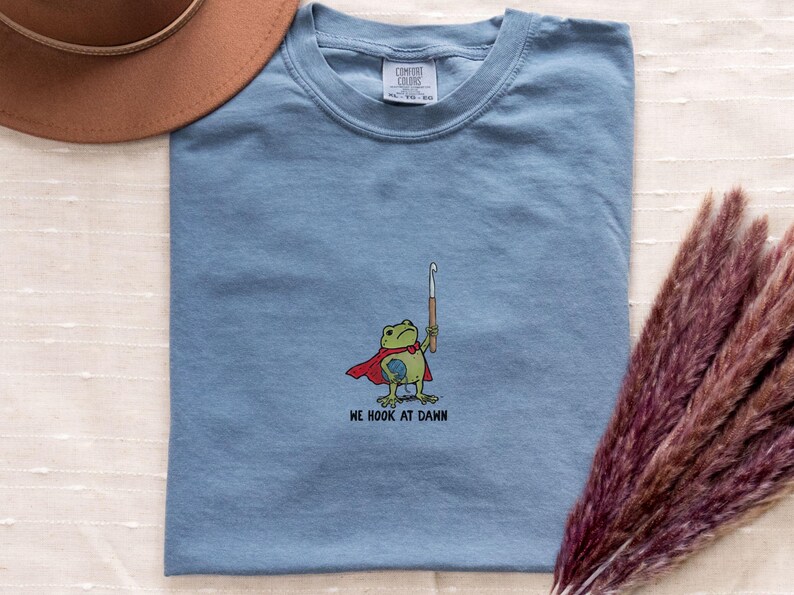 Funny Crochet Frog Shirt, Crocheter Gift Tee, Yarn Lover T-shirt, Craft Humor Apparel, Crochet Lover Gift, Crochet Life, Medieval Toad Blue Jean