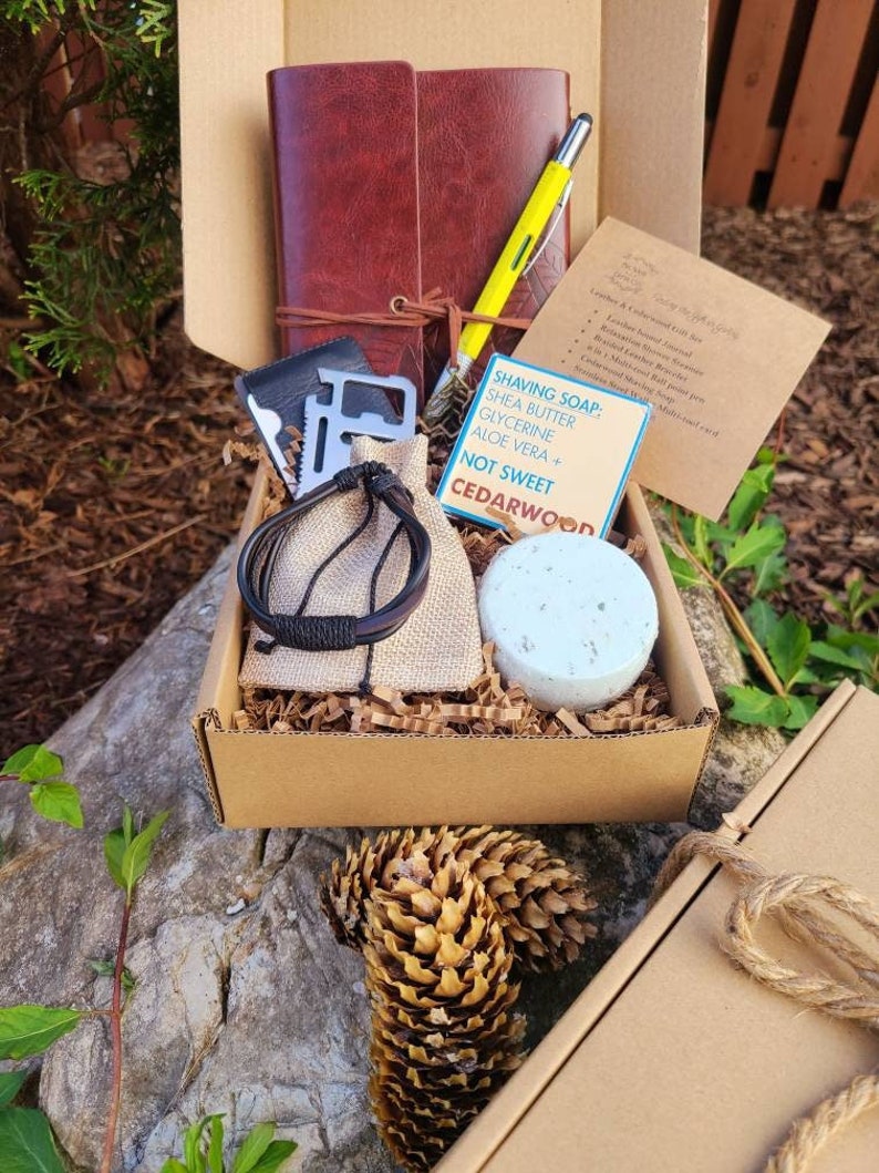 11 Unique Father's Day Gift Ideas For Stepdad 22