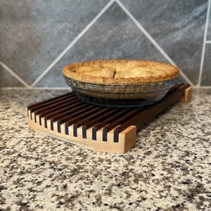 Bread cooling rack wood hotsell