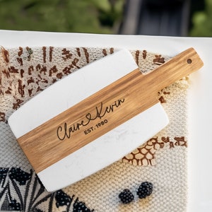 Personalized Cutting Board With Handle Wedding Gift, Engraved Cheeseboard Set For Newlywed, Housewarming Gift Anniversary Gift Bridal Shower