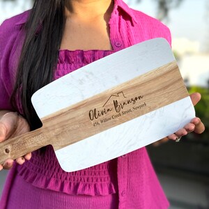 Personalized Cutting Board Realtor Closing Gift Housewarming Present, Personalized Gift for Clients, Real Estate Marketing, New Home Realtor