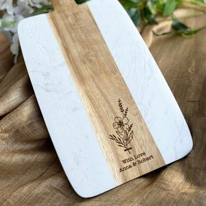 Personalized Cheese Board for Bridal Shower Gift, Custom Wedding Gift, Engagement Gift For Couple, Unique Engraved Engagement Wedding Favour