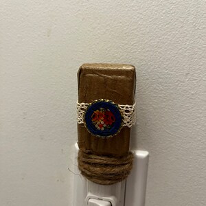 Vintage Pin Night Light