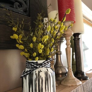 White Fall Eucalyptus Center Piece