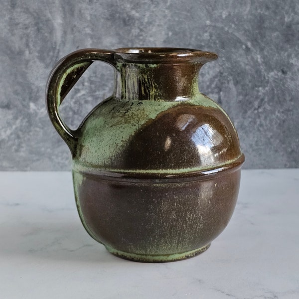 Petite carafe vintage vert olive Frankoma