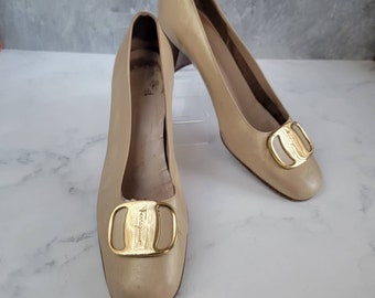 Vintage Salvatore Ferragamo Gold Leather Women's Heels Shoes Size 5B