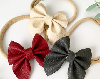 SET of 3 hairbows, Baby headbands, toddler clips, girls hair bow, baby shower gift, newborn gift