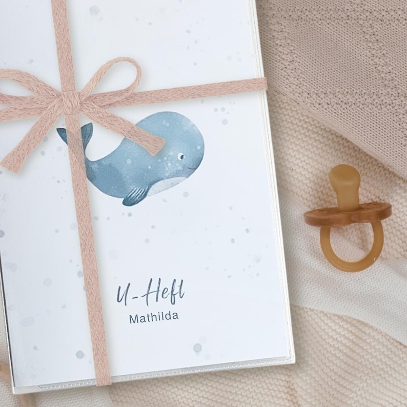 Funda de libro de registro de bebé personalizada con nombre, diseño de ballena, funda de registro de vacunación, funda de folleto de exámenes, regalo de bebé para nacimiento, regalo de baby shower imagen 7