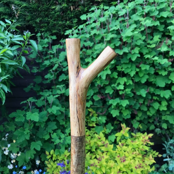 Traditional Handmade Wooden Walking Stick, Hiking Staff, trekking pole, Rustic Pole, Outdoor Adventure, nature lover gift.