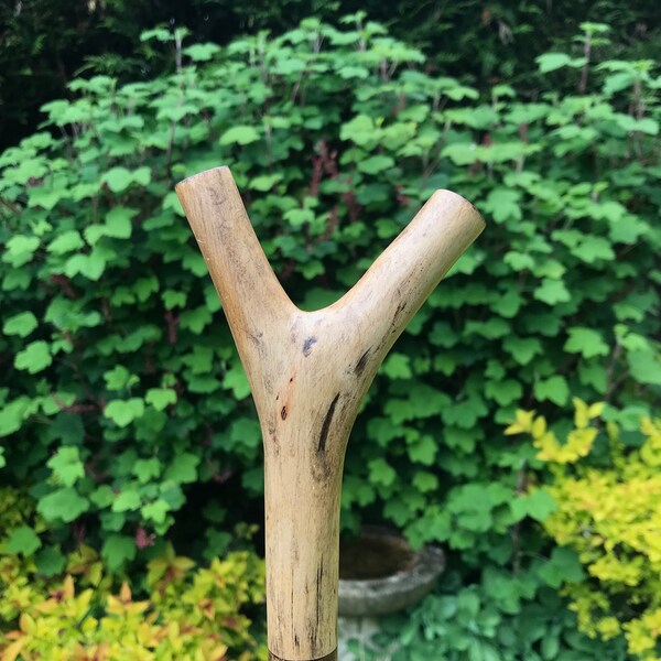 Traditional Handmade Wooden Walking Stick, Hiking Staff, trekking pole, Rustic Pole, Outdoor Adventure, nature lover gift.