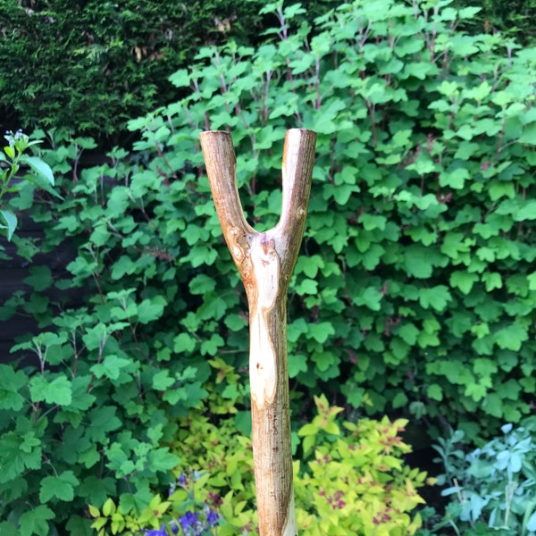 Traditional Handmade Wooden Walking Stick, Hiking Staff, trekking pole, Rustic Pole, Outdoor Adventure, nature lover gift.