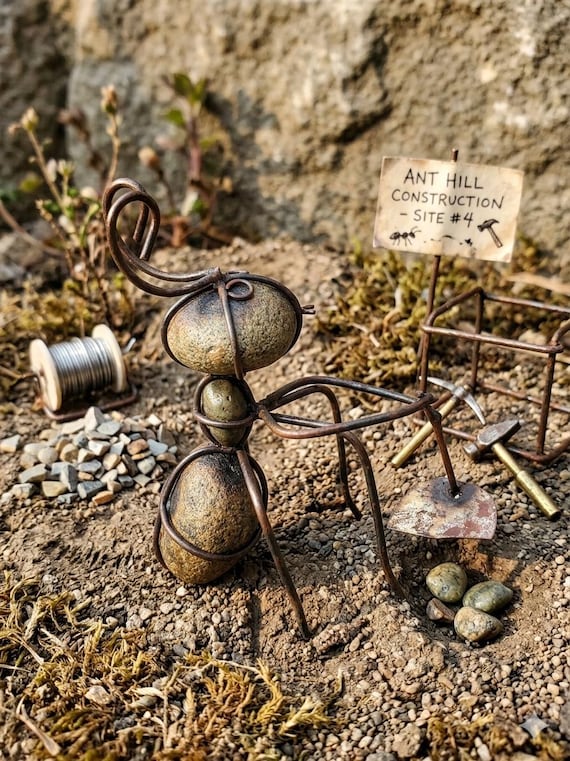 Handmade Worker Ant Sculpture With Hoe – Rustic Metal Garden Art