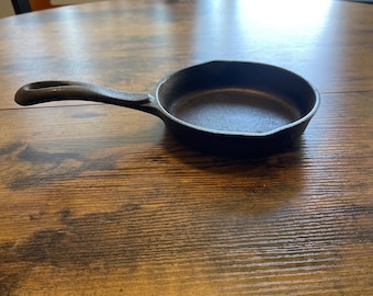 Vintage Wagner 1891 Original 6.5 inch skillet