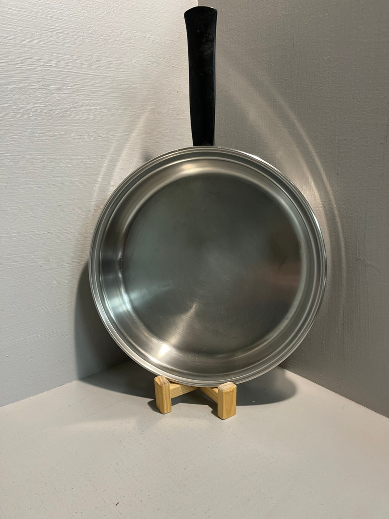 Vintage 12 Inch Duncan Hines Skillet With Lid by Regal Ware. Etsy